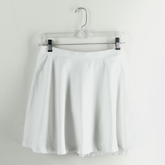 Forever 21  White skater skirt Size L - Picture 2 of 3